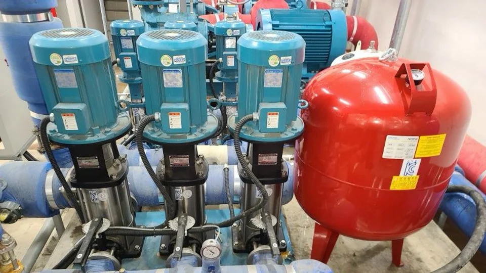 Bina su basıncını sağlayan hidrofor ve basınç tankı tesisatı